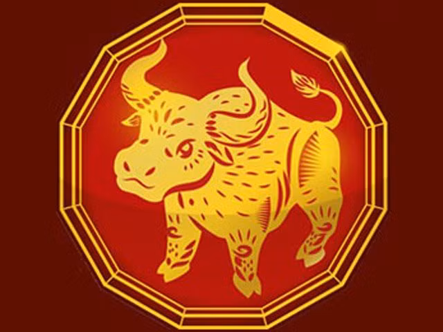 Trong số này có việc thần Uma được thần Siva tặng cây đinh ba, thần Indra tặng lưỡi tầm sét, thần Pavana cho cây cung thần… Những "bảo vật" này đã giúp ích không nhỏ cho thần Uma trong việc tiêu diệt quỷ trâu Mahisasura. Chính vì vậy, nữ thần Uma còn được gọi với cái tên khác là Mahisasura Mardini. Ảnh minh họa.