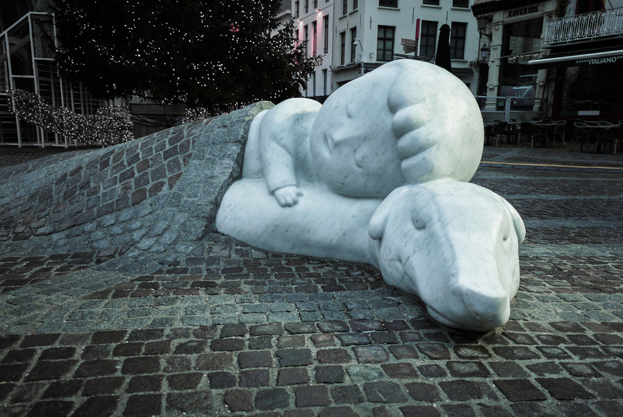 Câu chuyện cảm động và bi thương về Nello và chú chó Patrasche khiến nhiều người không kìm được nước mắt.