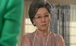 Thay bao cao su trong tui xach, me bat toi bo ban gai ngay va luon