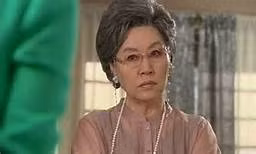 Thay bao cao su trong tui xach, me bat toi bo ban gai ngay va luon