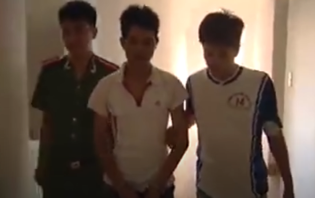 Tuy nhiên, với sự kiên trì, mưu trí, ngày 13/6/2013, tại một cây xăng ở thị trấn Hòa Bình, huyện Tương Dương, tỉnh Nghệ An, sau khi mua được một ít heroin, Phượng đang chờ bạn đến điểm tiêm chích thì bị các trinh sát bất ngờ áp sát bắt giữ. 