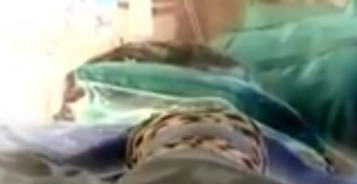 Nhận được tin báo của quần chúng nhân dân, lực lượng Công an tỉnh Thái Nguyên đã nhanh chóng vào cuộc. Tại hiện trường, lực lượng chức năng xác định nạn nhân đã tử vong trong tư thế nằm ngửa trên giường, đầu và mặt nạn nhân có nhiều vết thương do ngoại lực tác động, xung quanh có nhiều vết máu... số tài sản gồm xe máy, điện thoại, dây chuyền vàng, nhẫn vàng và một cục vàng có trọng lượng hơn 7,5 cây vàng của nạn nhân đã biến mất.