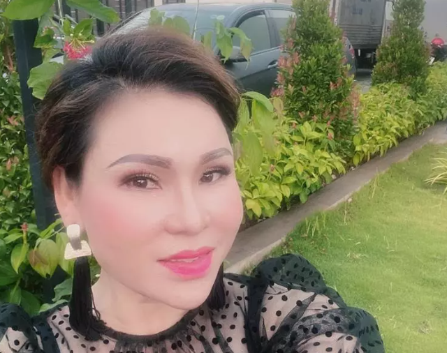 Khi những người vay tiền không còn khả năng thanh toán thì họ phải dùng tài sản (như: đất đai, nhà cửa và các tài sản khác) để thanh toán, cấn trừ các khoản tiền gốc và lãi cho Trà. Với cách thức và thủ đoạn như trên, Trà đã thực hiện hành vi phạm tội với nhiều người, tổng số tiền cho vay là hơn 921 tỷ đồng, tiền lãi là hơn 86 tỷ đồng. 