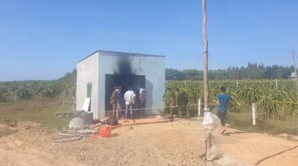  Người phụ nữ neo đơn tử vong trong căn nhà bốc cháy: Sáng 21/4, người xã Tân Hà, huyện Hàm Tân (Bình Thuận) phát hiện căn nhà trong rẫy thanh long cách xa khu dân cư của bà Lê Thị Thu có khói bốc ra, nên đã hô hoán cùng chạy đến phá cửa vào bên trong thì phát hiện bà Thu đã tử vong. Được biết, bà Thu sống một mình trong căn nhà này, bà có bệnh tâm thần phân liệt. 