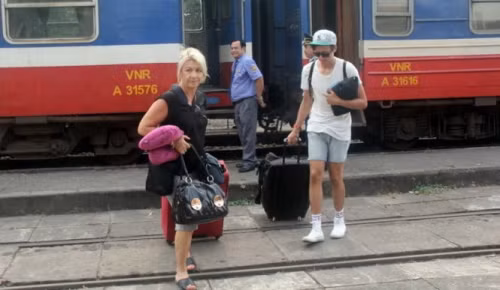 Vietjet len tieng vu ho tro khach bi anh huong su co cau Ghenh