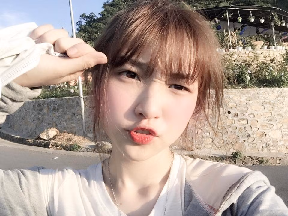 Những bức hình đáng yêu của Nhật Hoa làm cánh mày râu ngây ngất. Ảnh trong bài: Facebook nhân vật.