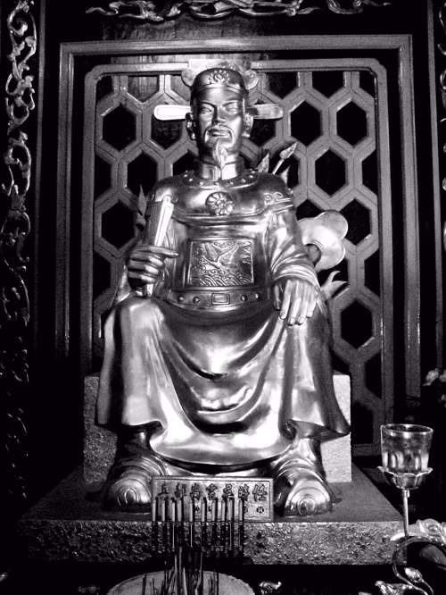 Tiet lo ve nha quan su muu luoc thoi Tay Son