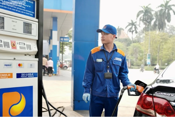 Gia xang trong nuoc du bao tiep tuc tang