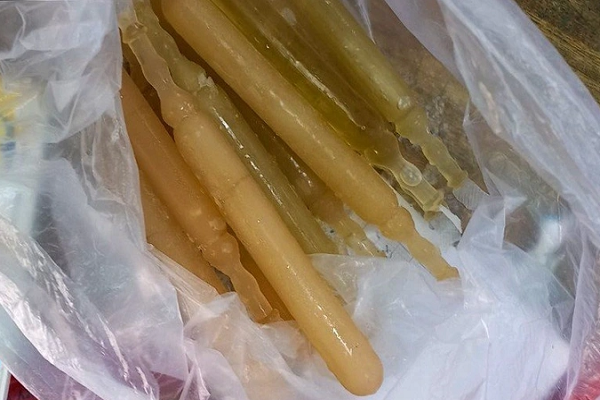 Kem ong va nhung mon “la” khien hoc sinh ngo doc