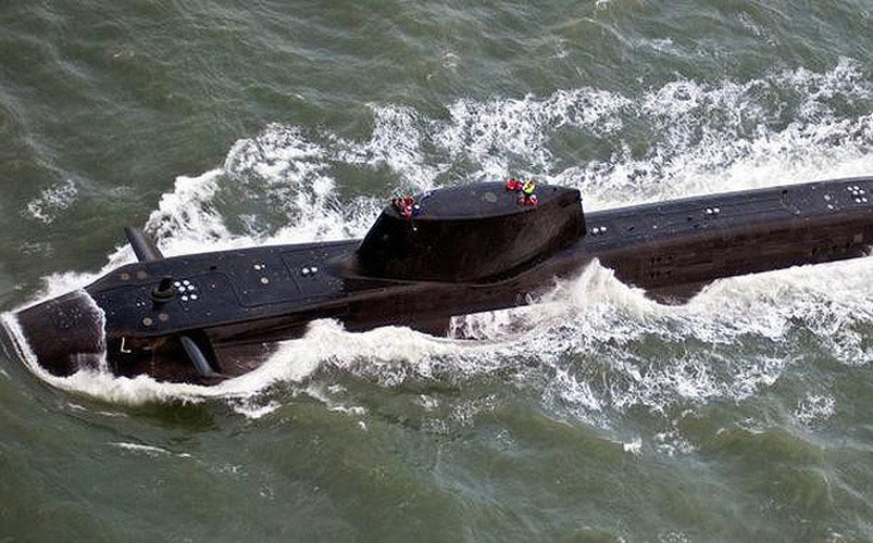 Lớp tàu ngầm hạt nhân này được trang bị công nghệ cấp nguồn bằng năng lượng hạt nhân mới nhất, chúng có thể đi vòng quanh thế giới ở dưới mặt biển, tạo ra khí oxy cho thuỷ thủ đoàn từ nước biển khi di chuyển.