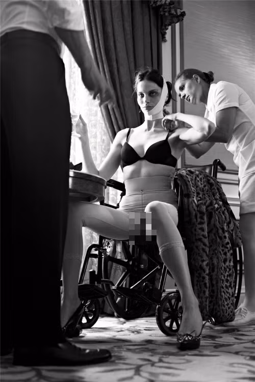 Gọt mặt và hút mỡ bụng là những thủ thuật dao kéo ngày càng được nhiều phụ nữ lựa chọn.