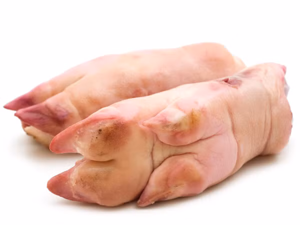  Ăn móng giò chống lão hóa. Theo một nghiên cứu mới đây của các chuyên gia Nhật Bản, ăn móng giò có tác dụng ngăn ngừa lão hóa cực hiệu quả bởi hàm lượng collagen có trong móng giò giúp ngăn chặn nếp nhăn, đẩy lùi các dấu hiệu lão hóa từ bên trong cơ thể. 