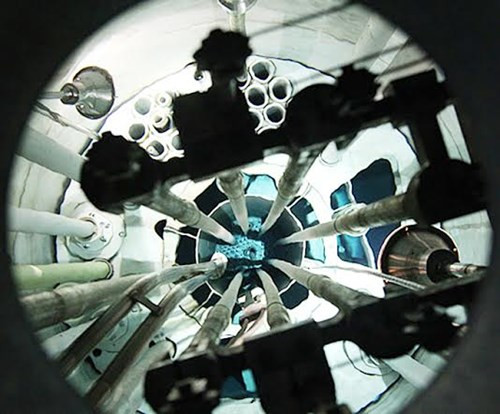 Cận cảnh bên trong lò phản ứng hạt nhân duy nhất Việt Nam - Hình 4 Can canh ben trong lo phan ung hat nhan duy nhat Viet Nam-Hinh-4