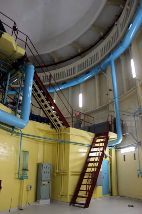 Cận cảnh bên trong lò phản ứng hạt nhân duy nhất Việt Nam - Hình 7 Can canh ben trong lo phan ung hat nhan duy nhat Viet Nam-Hinh-7