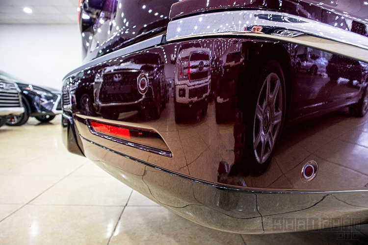 Hiện tại, giá xe Lincoln Navigator Black Label 2020 được đại lý tư nhân chào bán là khoảng 8,5 tỷ đồng, rẻ hơn thời gian đầu về Việt Nam tới gần 1 tỷ đồng.