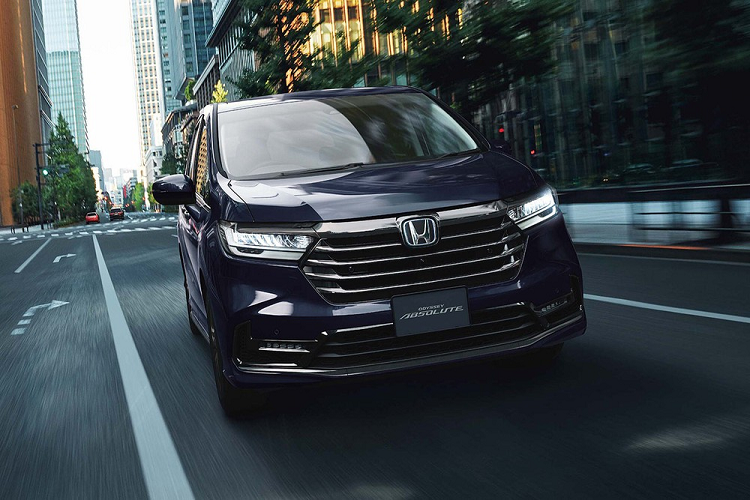  Dự kiến, Honda Odyssey 2021 sẽ chính thức được bày bán tại thị trường Nhật Bản vào cuối năm nay. Hiện giá xe Honda Odyssey 2021 vẫn chưa được công bố.