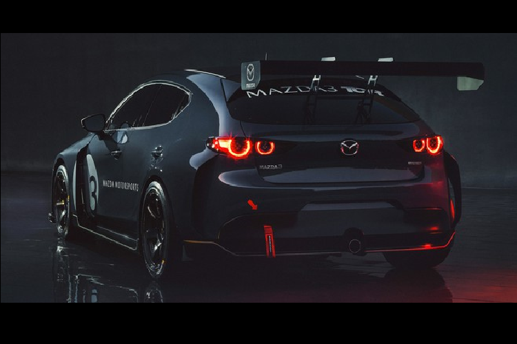 Có thể nói, ngay từ thời điểm công bố dự án Mazda3 TCR đã trở thành cái tên được rất nhiều fan hâm mộ kỳ vọng bởi đây sẽ là cái tên đại diện cho Mazda tham gia vào câu lạc bộ TCR chung với các tên tuổi khác như Audi, Volkswagen, Hyundai hay Honda.