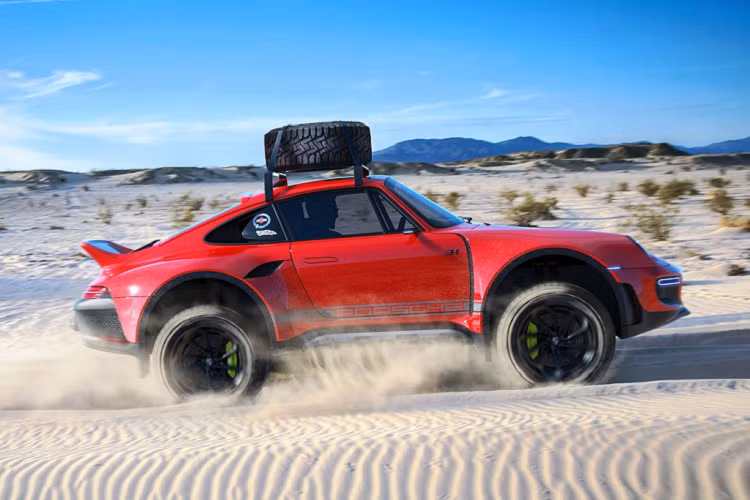 Đáng chú ý, toàn bộ những hình ảnh về mẫu Porsche 911X độc đáo này đều được phác thảo bằng các phần mềm thiết kế 3D trên máy tính chứ không hề có bất kỳ chiếc xe thực tế nào được ra lò theo phong cách này.