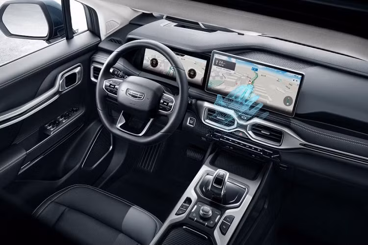 Theo hãng xe Geely của Trung Quốc, Okavango 2021 là một "mẫu xe độc đáo tuyệt vời". Do đó, Geely tự tin là Okavango 2021 sẽ trở thành một điểm nhấn trong phân khúc SUV 7 chỗ.