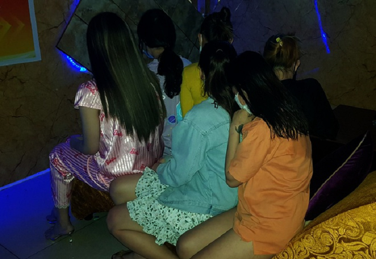 Dot kich tiem massage Dieu Thuyen o TP.HCM