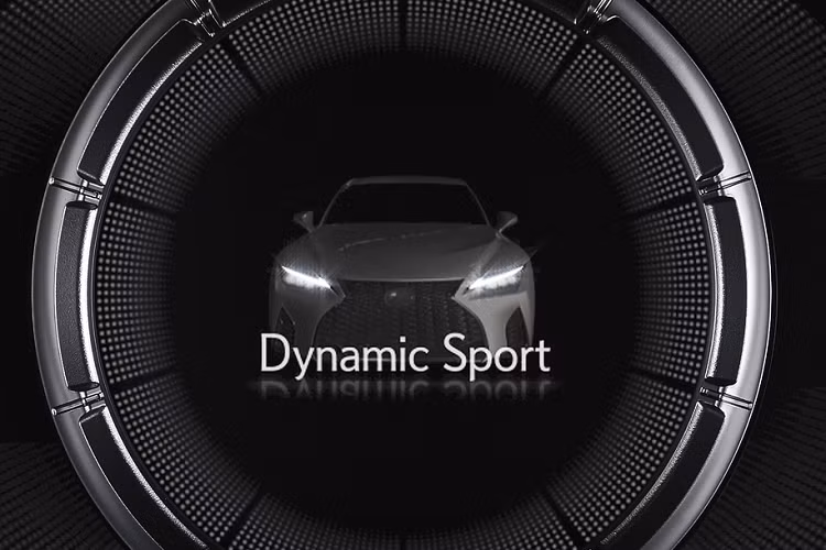 Về an toàn, IS 2021 được trang bị gói Lexus Safety System+ với các tính năng phanh tự động khẩn cấp tích hợp nhận biết người đi bộ, hệ thống cảnh báo trước va chạm, kiểm soát hành trình thông minh, nhận diện biển báo, cảnh báo chệch làn đường và hỗ trợ giữ làn đường