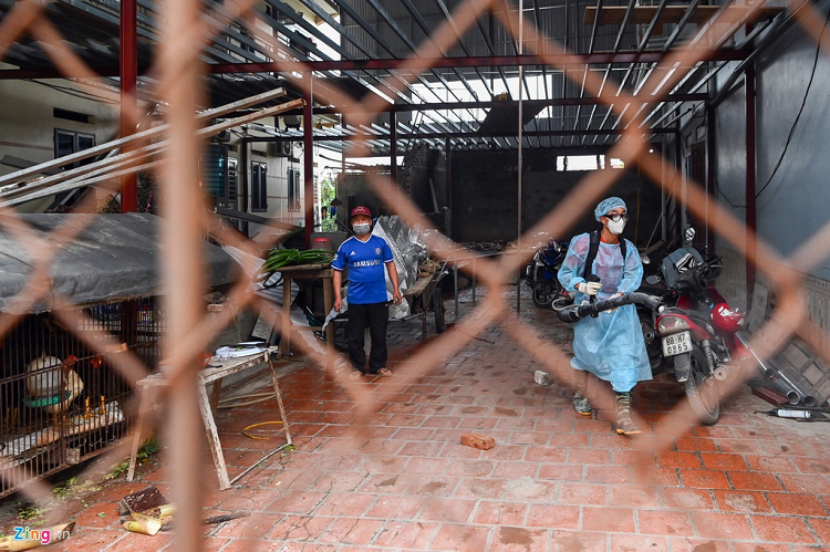 Tam dung nhap canh voi nguoi den tu vung dich cua Han Quoc