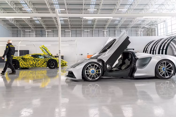 Trước khi đi vào sản xuất, Lotus đã xây dựng một nhà máy mới cho Evija, có trụ sở đặt tại quê hương của hãng xe Lotus là vùng Norfold, nước Anh. Cơ sở mới được xây dựng bên cạnh đường chạy thử Hethel, nơi những tay đua huyền thoại như Ayrton Senna, Emerson Fittipaldi và Jim Clark đã từng lái thử nghiệm xe đua F1. 