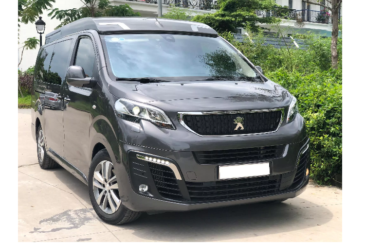 Sức mạnh được truyền xuống cầu trước (FWD), thông qua hộp số tự động 6 cấp (6AT). Động cơ này có mức tiêu hao nhiên liệu rơi vào khoảng 6,30 lít/ 100km.