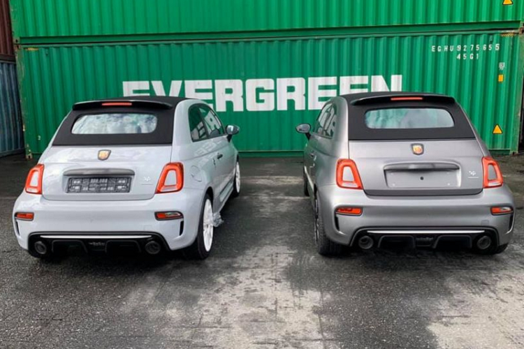 Tuy vậy, giá xe Abarth 595 sẽ khiến không ít người bàng hoàng khi được đơn vị nhập khẩu chào bán ở mức 2,8 tỷ đồng, mức giá có lẽ sẽ chỉ phù hợp cho một bộ phận rất nhỏ người tiêu dùng.