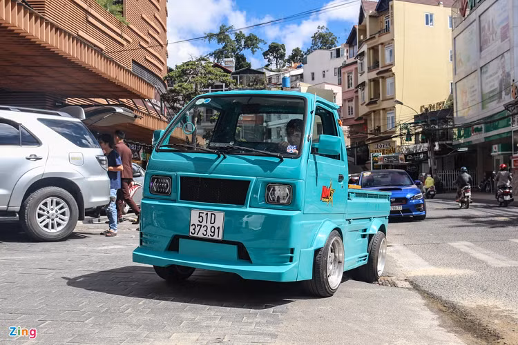 Xe tai Suzuki Carry do widebody sieu an tuong o Sai Gon