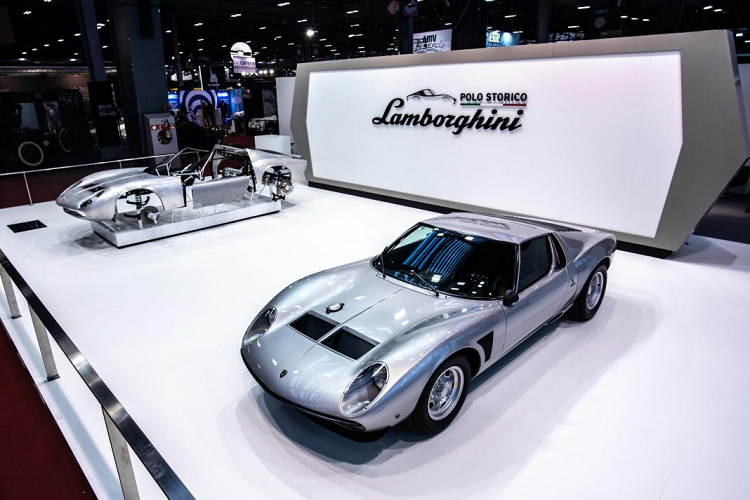 Lamborghini Miura SVJ là một mẫu xe được chế tạo dựa trên nguyên mẫu Jota. Chiếc xe thử nghiệm đã từng được chế tạo và cầm lái bởi Bob Wallace trong các cuộc thử nghiệm nhằm đưa Miura tới tham dự các cuộc đua thời bấy giờ. Việc sửa đổi Miura SVJ để nhằm việc chiếc xe có thể tham gia hạng mục Appendix J của giải FIA, dành cho các dòng xe GT và Touring.