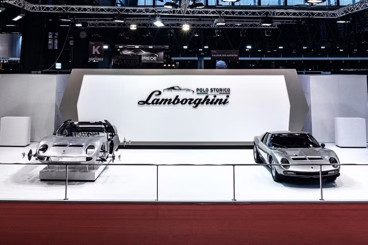 Kể từ khi được chuyển tới Nhật Bản, Lamborghini Miura SVJ #4860 gần như “biến mất” cho tới nay, chiếc xe “tái xuất” trong khuôn khổ sự kiện triển lãm Rétromobile có thể coi là một dịp rất đặc biệt. Chiếc xe đã được bộ phận chuyên phục chế xe cổ Lamborghini Polo Storico “trả lại vẻ đẹp ban đầu” để có thể được tiếp tục trưng bày và bảo tồn.