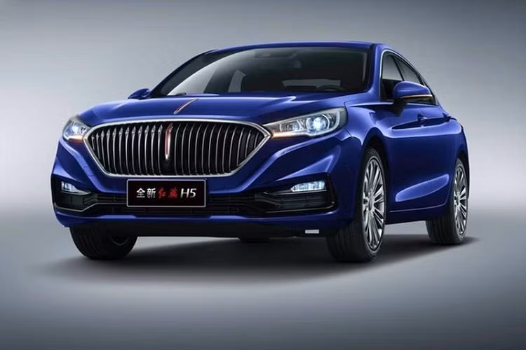 Mới đây, hãng xe Hongqi (Hồng Kỳ) của Trung Quốc đã cho ra mắt mẫu sedan cao cấp Hongqi H5 2020 mới. Đáng chú ý, mẫu xe này được phát triển trên nền tảng sử dụng chung khung gầm với mẫu Mazda6 và chỉ được bán ra độc quyền tại thị trường nội địa Trung Quốc. Bên cạnh những lợi thế về sức mạnh và trang bị, Hongqi H5 còn có giá bán khá mềm khi chỉ ở mức từ 23.265 USD (khoảng 558 triệu đồng) cho phiên bản tiêu chuẩn và 27.260 USD (khoảng 654 triệu đồng) cho phiên bản cao cấp.