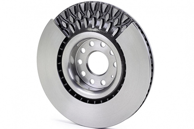Đĩa phanh áp dụng công nghệ Brembo PTV Plus.