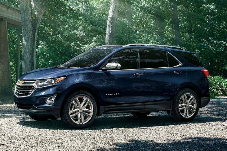 3. Mẫu xe gầm cao Chevrolet Equinox Thương hiệu đến từ nước Mỹ này đã bán ra 124.800 xe Equinox trong 6 tháng đầu năm 2020 (giảm 29% so với cùng kỳ năm ngoái)