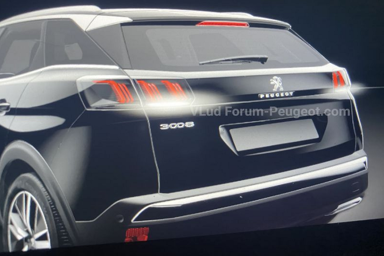 Ở phía sau của Peugeot 3008 thế hệ mới, các thay đổi có vẻ ít hơn, rõ rệt nhất chỉ có cụm đèn hậu cập nhật và cặp ống xả sáng loáng.