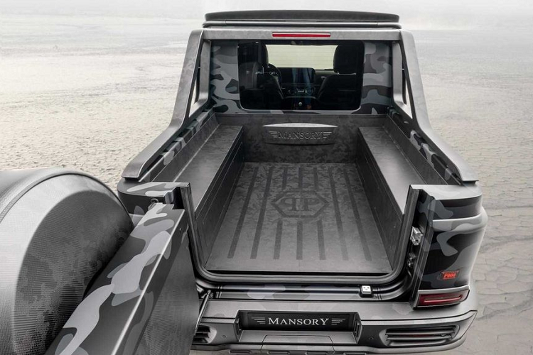 Và tất nhiên, sẽ không có một bản độ Mansory hoàn chỉnh nếu thiếu đi những nâng cấp của khoang động cơ. Mặc dù Mansory chưa công bố thông số chi tiết trên website nhưng phiên bản này được cho rằng sẽ sở hữu khối máy tương tự người anh em SUV.