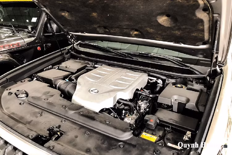 "Trái tim" xe Lexus GX 460 2020 sử dụng khối động cơ V8, dung tích 4,6 lít cho công suất 88 mã lực, mô-men xoắn 438 Nm.