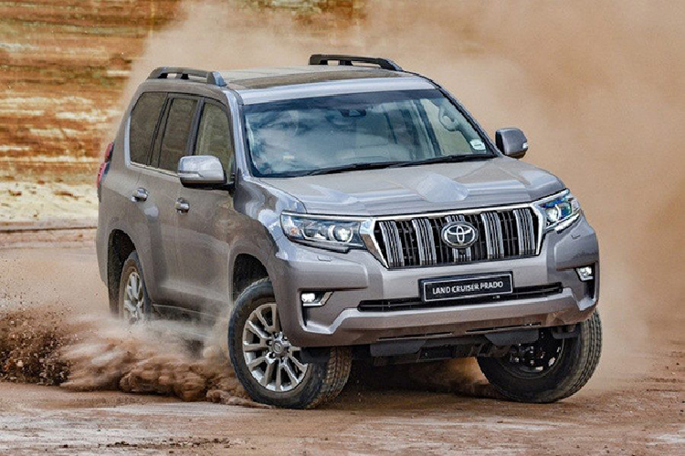5. Toyota Land Prado: 10 xe Toyota Land Prado bán được 10 xe trong tháng 10/2020, giảm 18 xe so với tháng 9/2020. Đây là tháng thứ 2 liên tiếp doanh số mẫu SUV này sụt giảm. Sau 10 tháng đầu năm 2020, đã có 329 xe Toyota Land Prado được giao đến tay khách hàng.