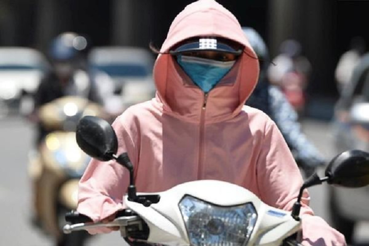 Du bao thoi tiet 8/6: Ha Noi nang nong gay gat