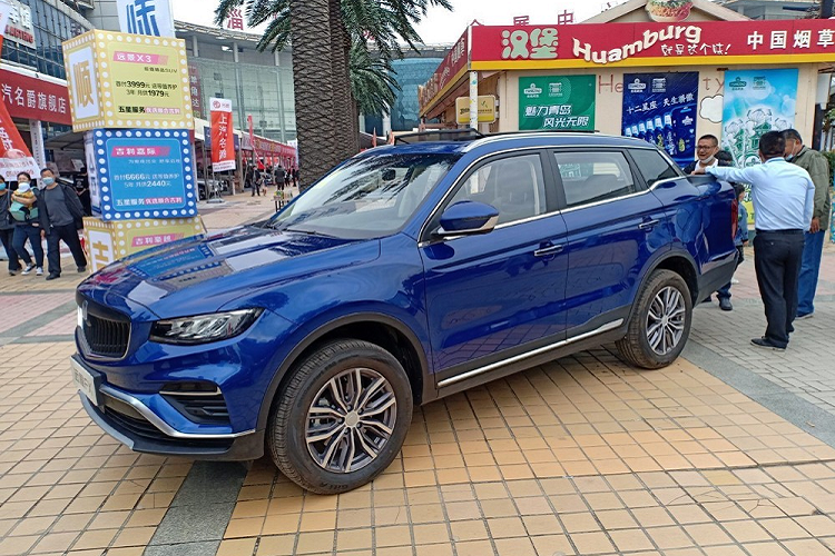 Farizon FX, ban tai Trung Quoc tu SUV chi hon 430 trieu dong