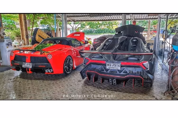 Về giá bán siêu xe nhái, một chiếc Veneno Roadster “nhái” từ P.S. Modify cũng có giá lên tới 36.000 USD (850 triệu VNĐ) – một con số không hề rẻ tại Thái Lan. Bên cạnh đó, phiên bản “thật” của Veneno Roadster tại đây có giá bán lên tới 4,5 triệu USD (106 tỷ VNĐ).