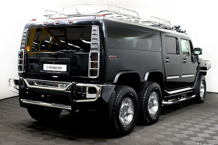 Mặc dù không công bố chi tiết về quá trình sửa đổi nhưng theo trực quan, đây dường như là một bản độ cao cấp và đạt tiêu chuẩn tương đương một phiên bản giới hạn của Hummer.