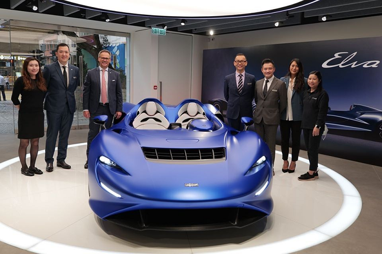 Đối với giới chơi xe thế giới, khu vực hành chính đặc biệt của Trung Quốc luôn là một đối thủ đáng gờm về quy tụ số lượng siêu xe khủng. Riêng với dòng siêu xe McLaren Elva mới chỉ được sản xuất giới hạn 399 chiếc, giới nhà giàu Hồng Kông đã mạnh tay gom về dưới 10 chiếc. Con số cụ thể vẫn chưa được McLaren Hồng Kông thống kê chính xác.