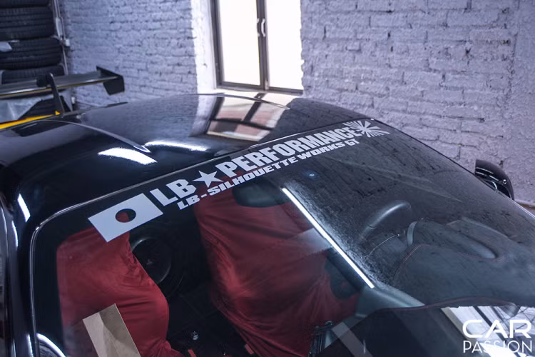 Đây cũng là một thương hiệu mâm xe còn khá mới lạ với giới chơi siêu xe tại Việt Nam. Với thiết kế lạ mắt, bộ mâm này là một sự lựa chọn hoàn hảo cho chiếc xe đầy hầm hố này.