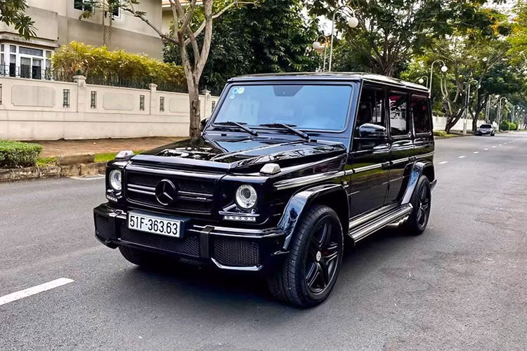 Trên thực tế, một mẫu xe SUV không dành cho số đông như Mercedes-AMG G63 đời 2016 thường rất hiếm có mặt lên sàn xe cũ, vì các chủ nhân của nó thường giữ lại để sưu tầm hoặc họ không tìm ra được lý do nào để bán nó.