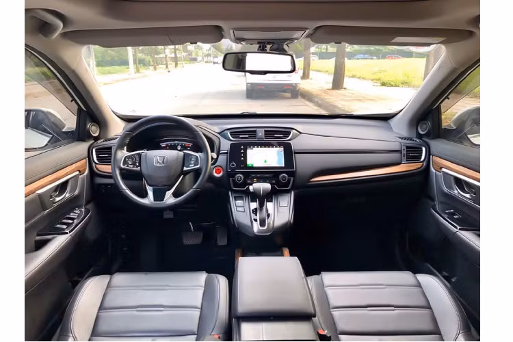 Tuy nhiên, mức giảm giá Honda CR-V đã qua sử dụng sẽ không nhiều, khi mẫu xe này bán lại vẫn còn được lòng người dùng bởi “mác” xe nhập Thái Lan, khi CR-V 2020 mới đã chuyển sang lắp ráp trong nước.