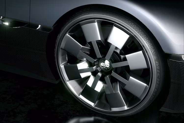 Mặc dù thể hiện niềm yêu thích với thương hiệu Audi nhưng điểm thú vị là thông tin trên trang cá nhân cho biết Jordan Gendler đang làm việc tại bộ phận thiết kế của Jaguar Land Rover. Nếu trong tương lai, Gendler đảm nhận vai trò thiết kế cho hãng xe Đức biết đâu được Audi GT chạy điện mới sẽ xuất hiện trên đường phố.