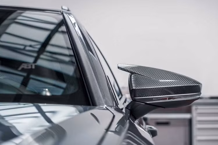 Để cải thiện khả năng vận hành với sức mạnh mới, một số nâng cấp khác cũng được ABT thêm vào. 