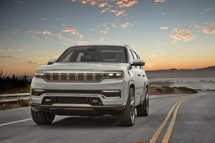 Nói về sức mạnh, SUV hạng sang Jeep Grand Wagoneer dự kiến sẽ sử dụng hệ truyền động tương tự mẫu xe bán tải RAM 1500 bao gồm động cơ V6 3.6L hỗ trợ điện, động cơ xăng V8 5.7L và động cơ diesel tăng áp V6 3.0L. Phiên bản plug-in hybrid dự kiến cũng sẽ được ra mắt. Tất cả đều trang bị hệ dẫn động 4WD tiêu chuẩn, hệ thống treo khí nén Quardra-Lift.